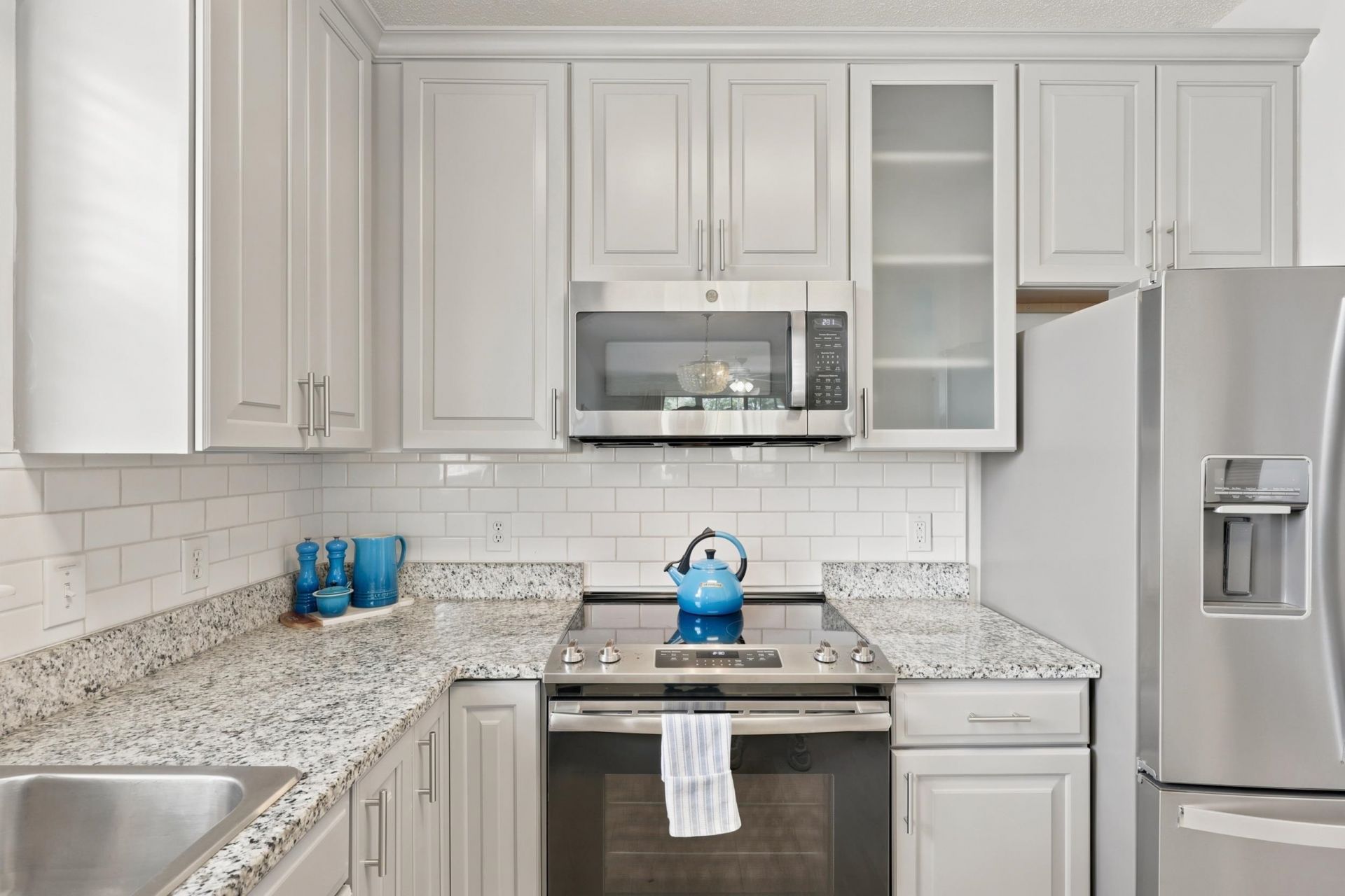 5801 Oyster Catcher Dr. Photo 10