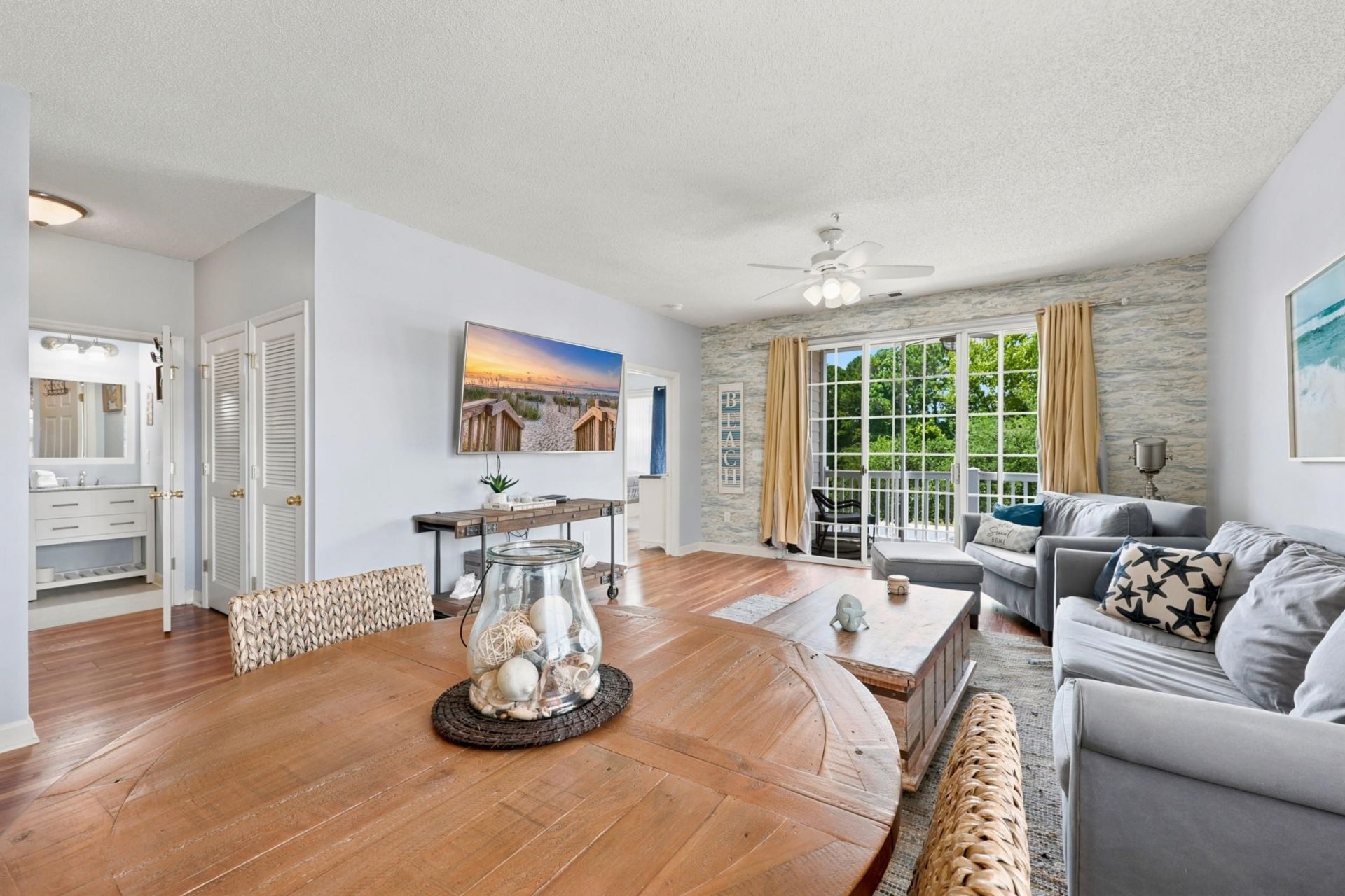 5801 Oyster Catcher Dr. Photo 13