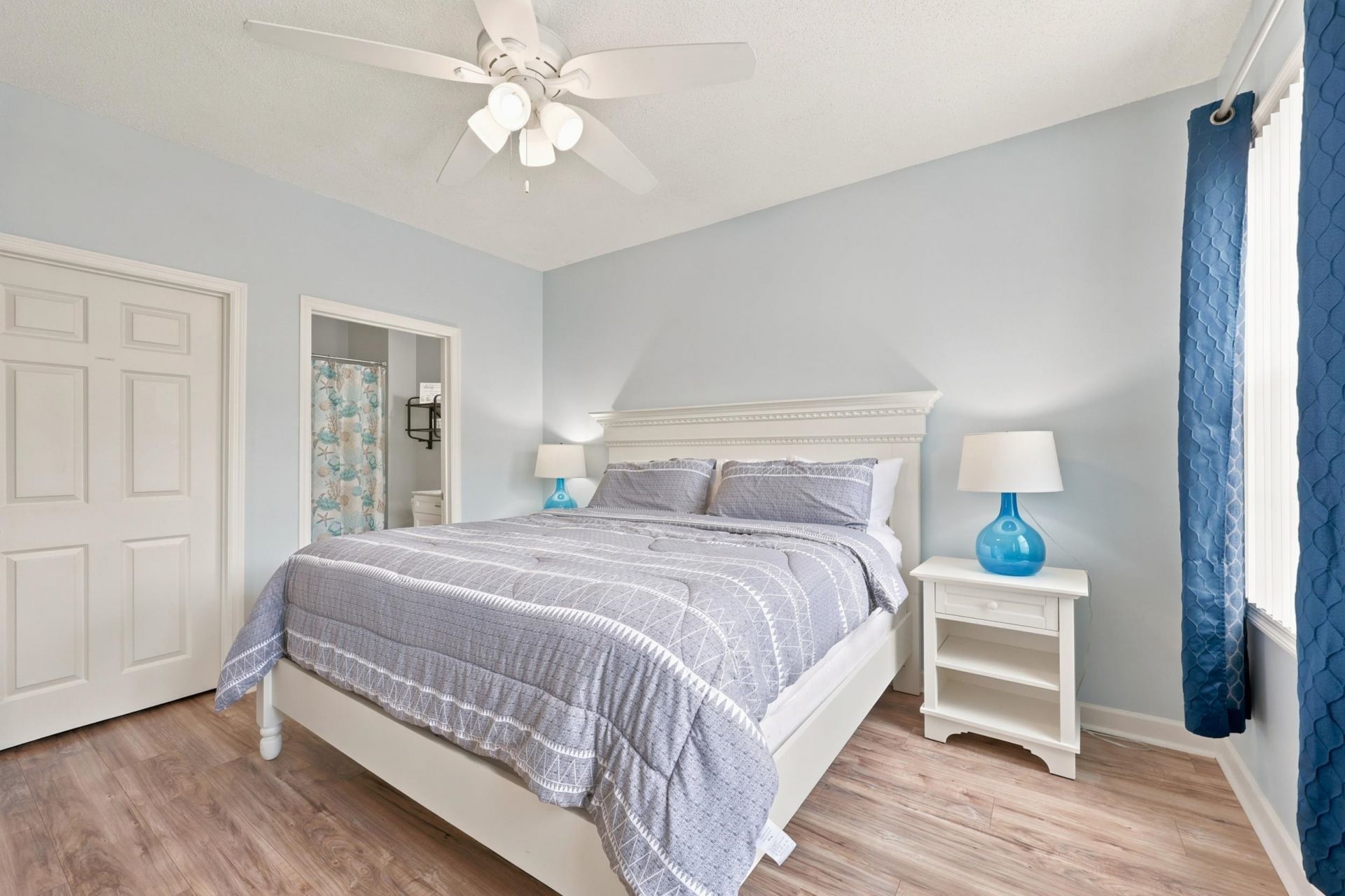 5801 Oyster Catcher Dr. Photo 20