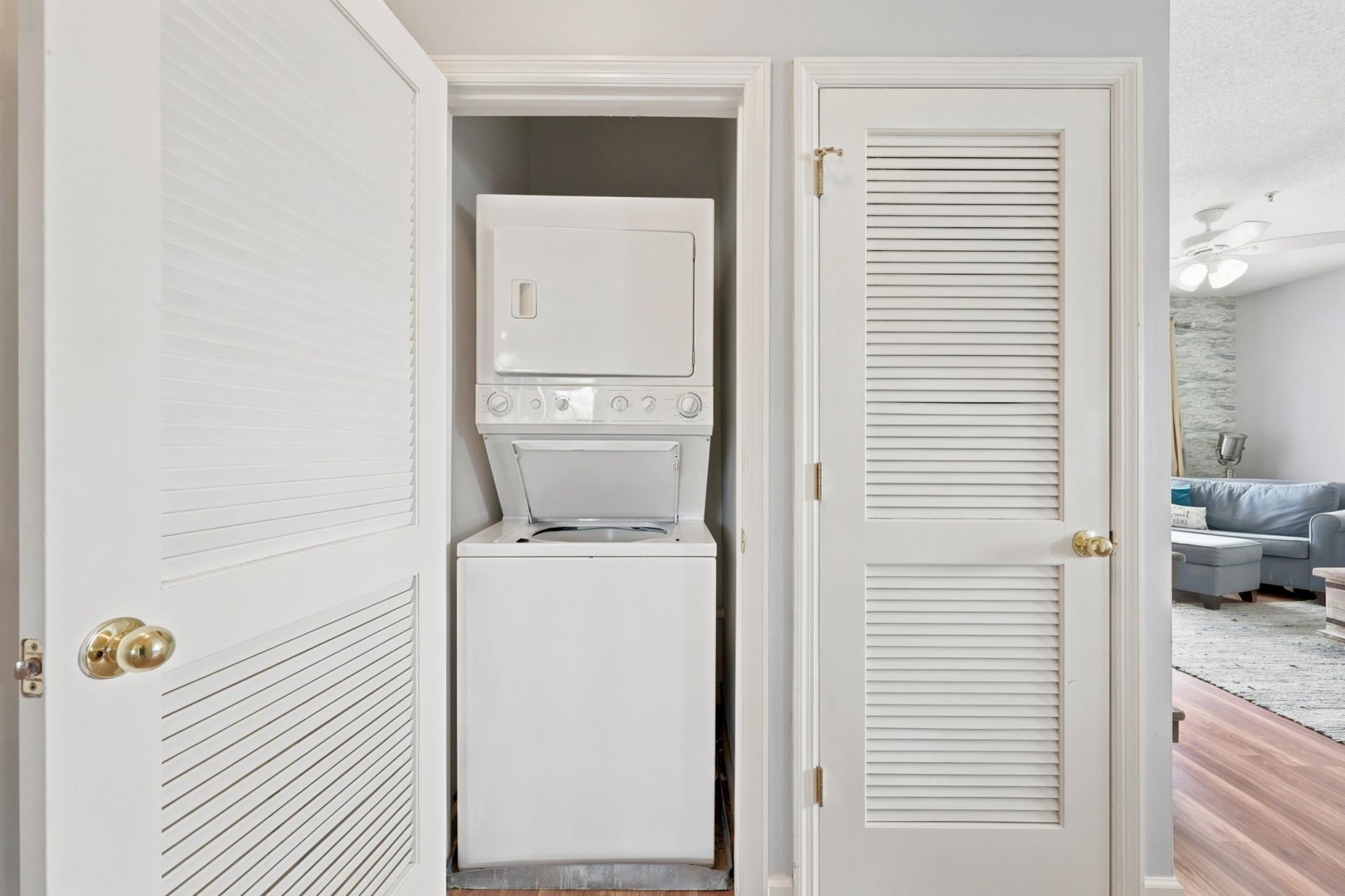 5801 Oyster Catcher Dr. Photo 33