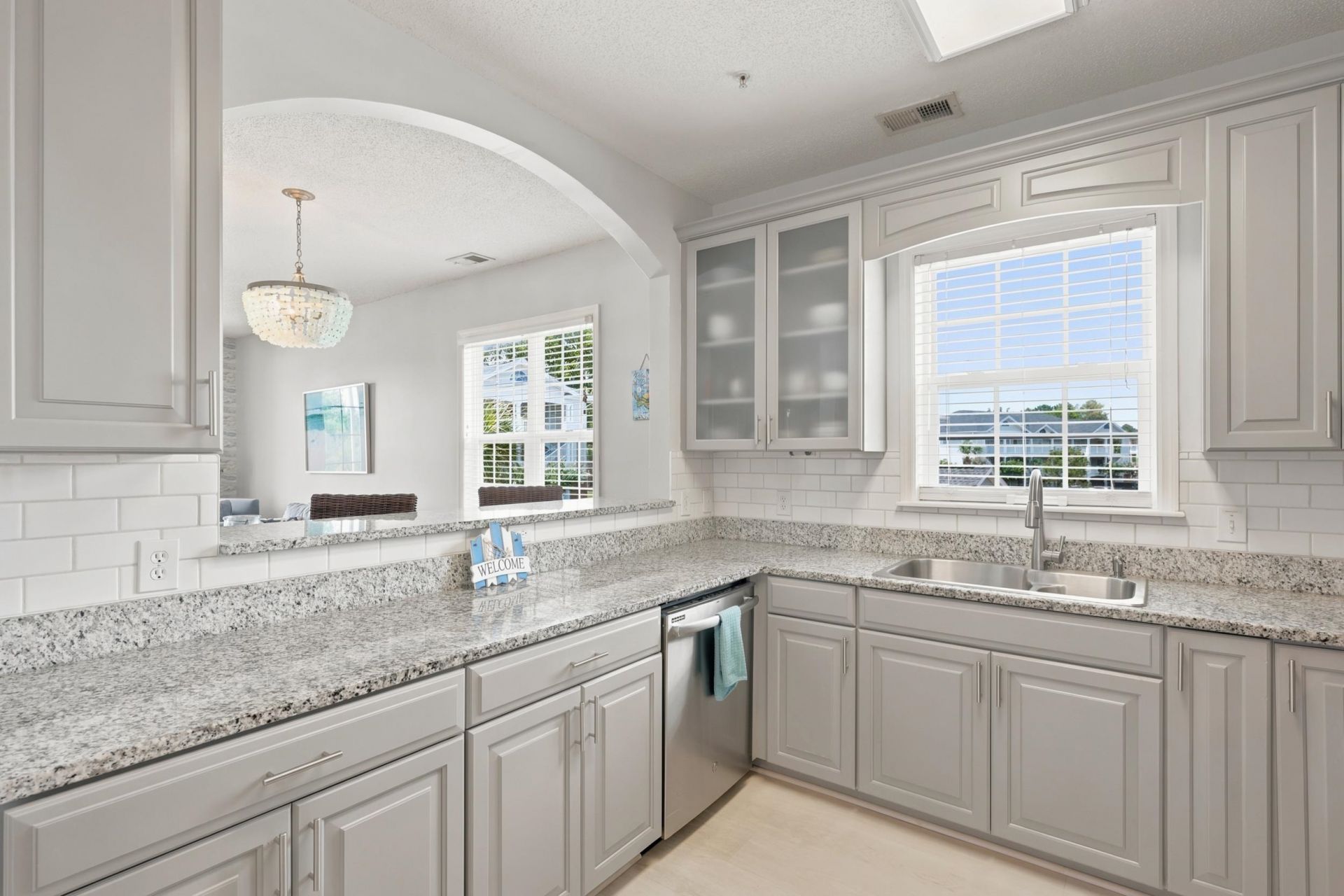 5801 Oyster Catcher Dr. Photo 7