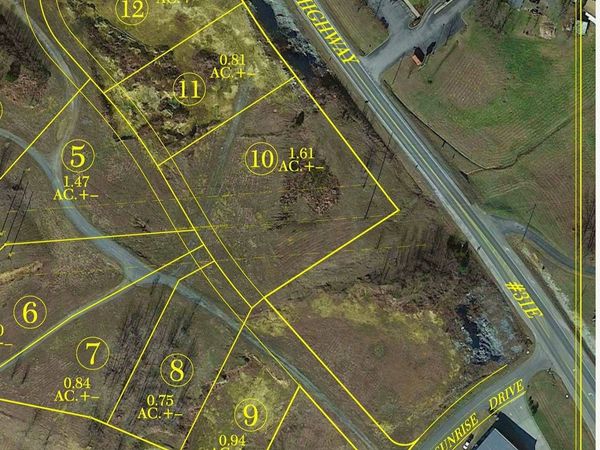 5297 Hwy 31E , Unit 10 B, Westmoreland, TN 37186
