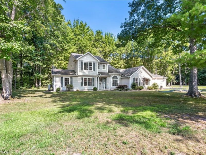 2049 N Park Lane, Roaming Shores, OH 44084 Photo 2