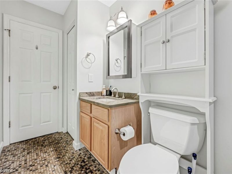 2049 N Park Lane, Roaming Shores, OH 44084 Photo 37