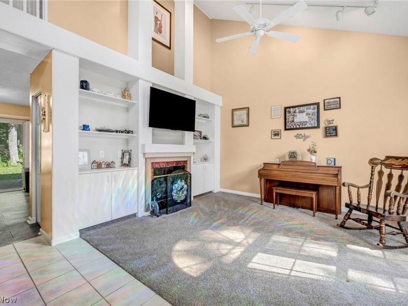 2049 N Park Lane, Roaming Shores, OH 44084 Photo 6