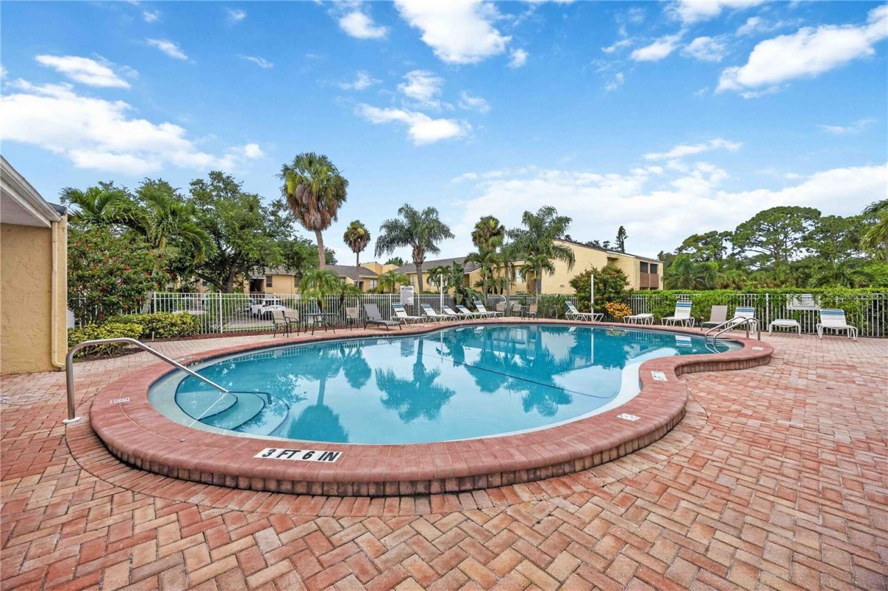 3457 Clark Road, Unit 255, Sarasota, FL 34231 Photo