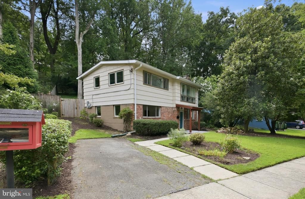 3918 WEXFORD DRIVE, KENSINGTON, MD 20895