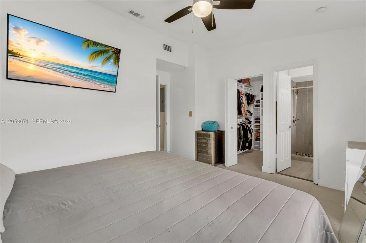 8140 SW 209th St, Cutler Bay, FL 33189 Photo