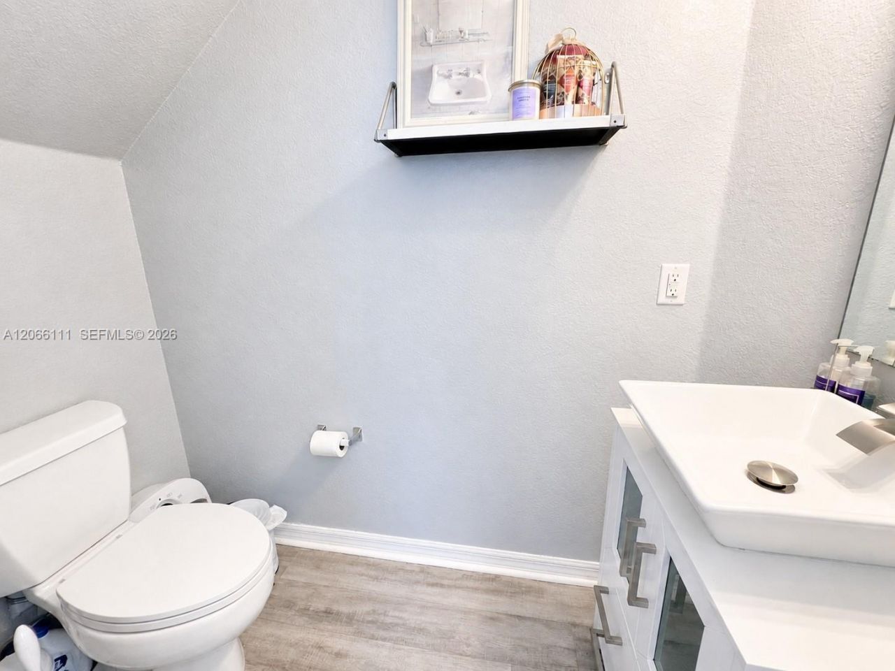 141 NW 2nd Ave , Unit 2, Hallandale Beach, FL 33009 Photo