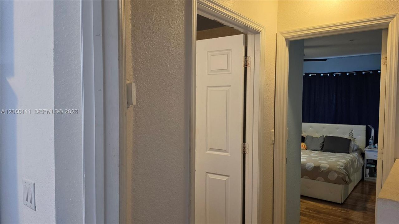 141 NW 2nd Ave , Unit 2, Hallandale Beach, FL 33009 Photo