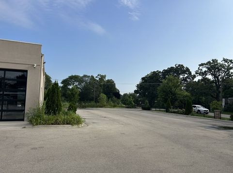Main Photo