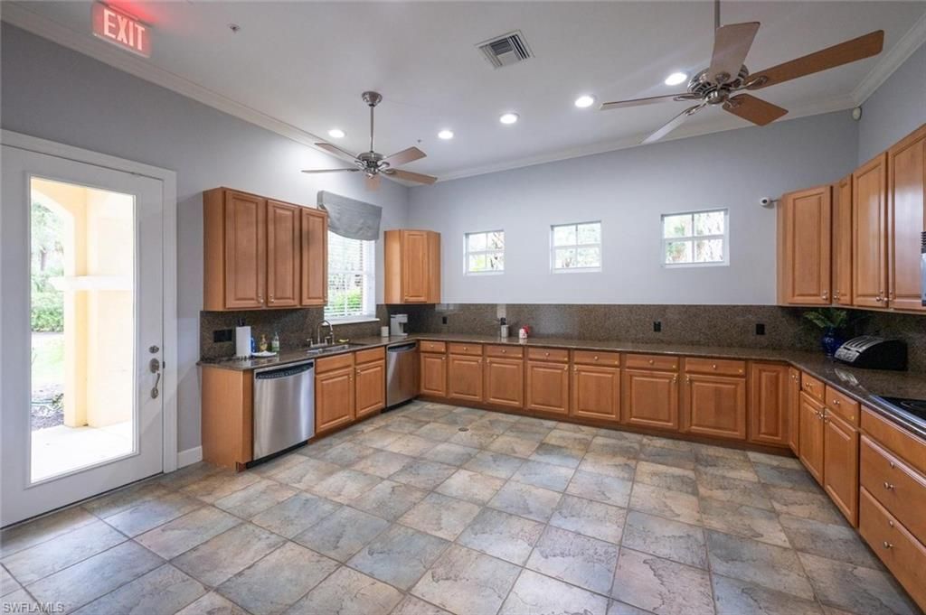 1826 Tarpon Bay Dr S, Unit 91, Naples, FL 34119 Photo