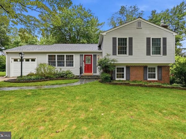 209 WATTS BRANCH PARKWAY, ROCKVILLE, MD 20850