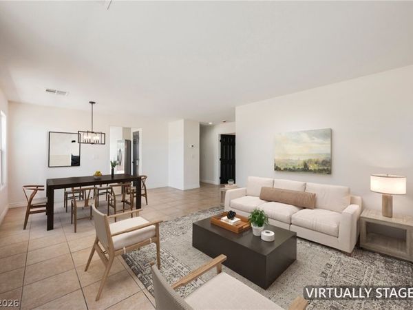 9506 Golden Scots Court, Las Vegas, NV 89123