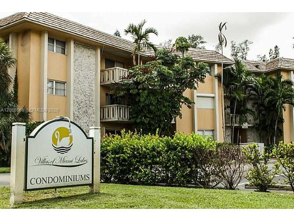 7400 Miami Lakes Dr, Unit D107, Miami Lakes, FL 33014