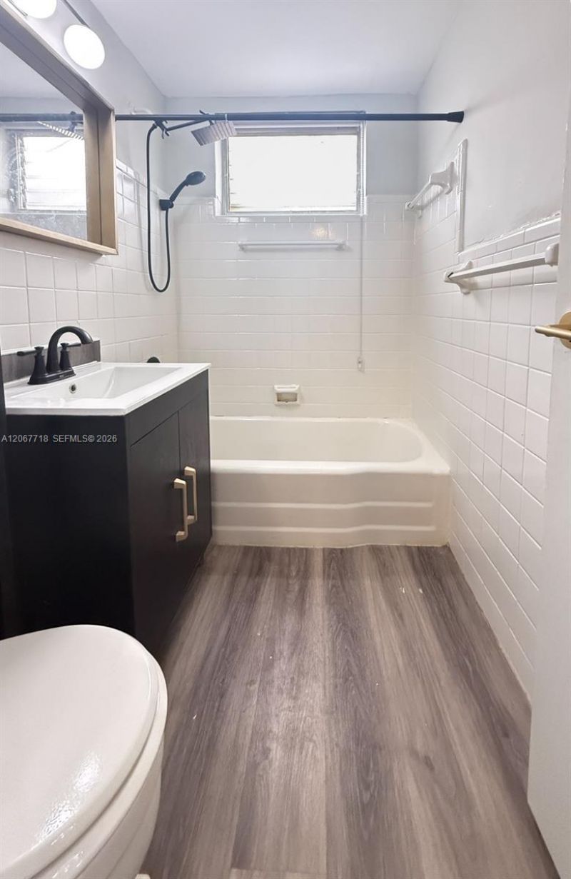 7720 Harding Ave , Unit 3, Miami Beach, FL 33141 Photo