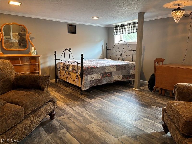 501 Clark Street, Cambridge, OH 43725 Photo 2