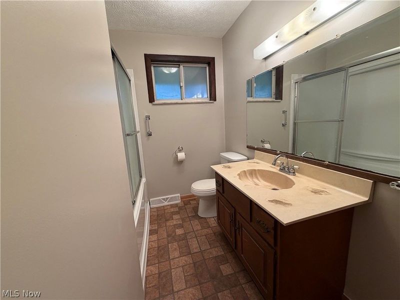 16810 Heiser Road, Berlin Center, OH 44401 Photo 12