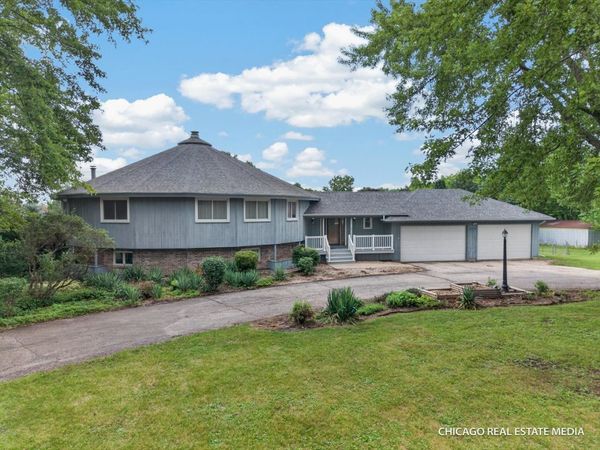 14214 Perkins Road , Woodstock, IL 60098