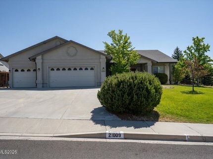 21009 Nine Mile Court, Reno, NV 89508 Photo