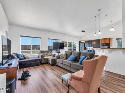 21009 Nine Mile Court, Reno, NV 89508 Photo