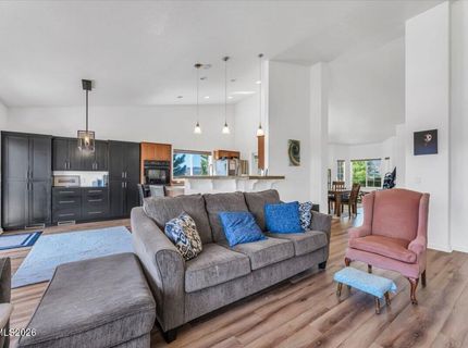 21009 Nine Mile Court, Reno, NV 89508 Photo