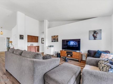 21009 Nine Mile Court, Reno, NV 89508 Photo