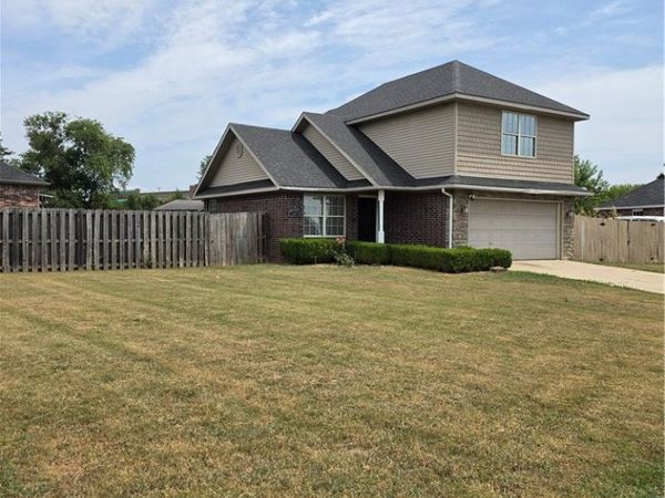 2726 Linden Circle , Springdale, AR 72764