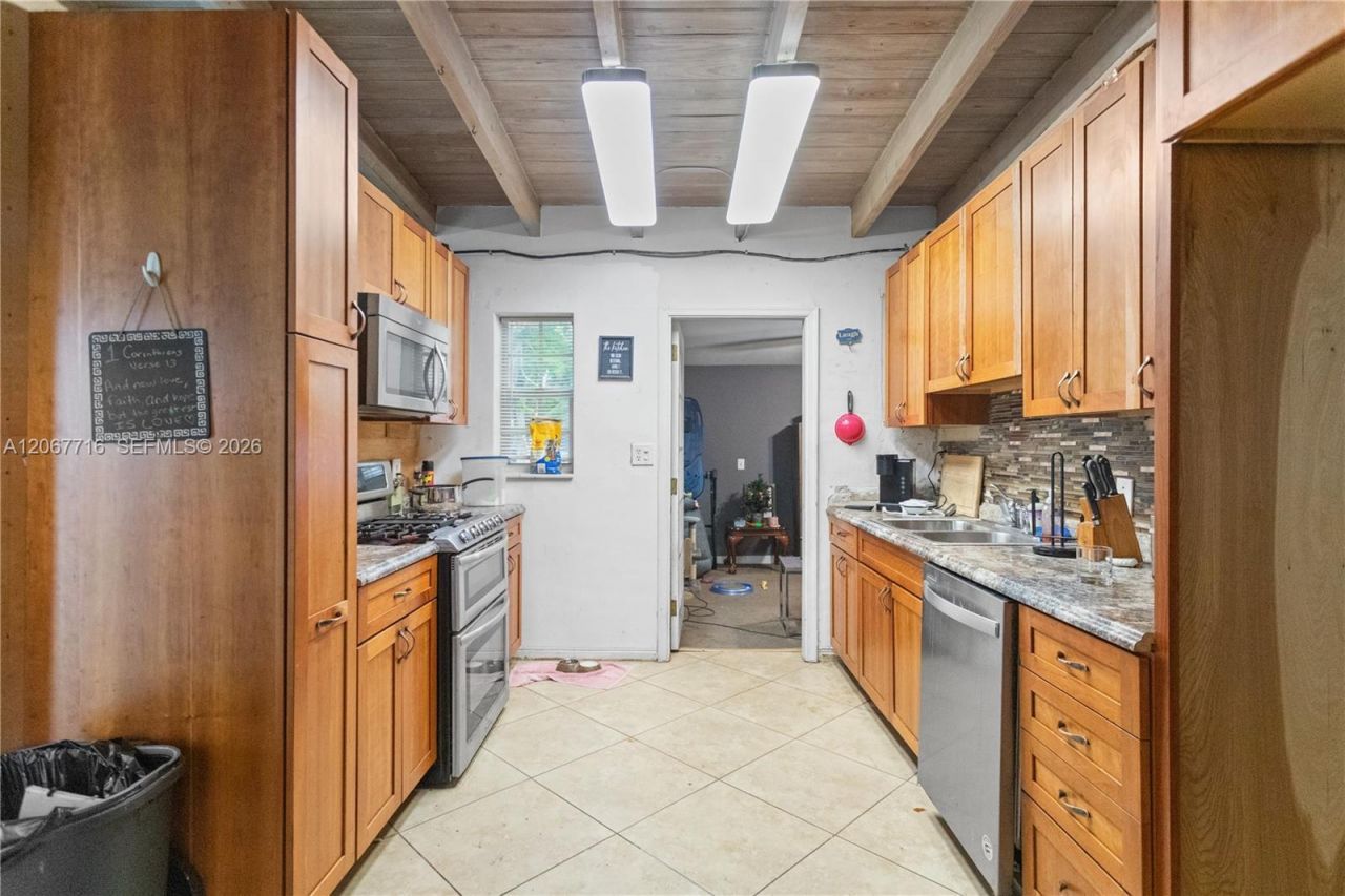3125 SW 15th St , Fort Lauderdale, FL 33312 Photo