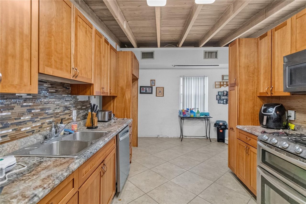3125 SW 15th St , Fort Lauderdale, FL 33312 Photo