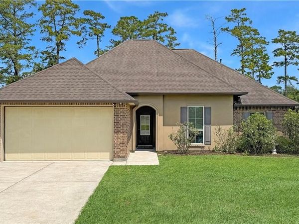 42198 BALD EAGLE Avenue, Prairieville, LA 70769