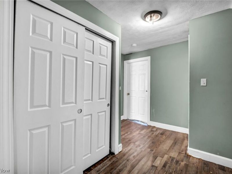 1270 Plainfield Road, South Euclid, OH 44121 Photo 10