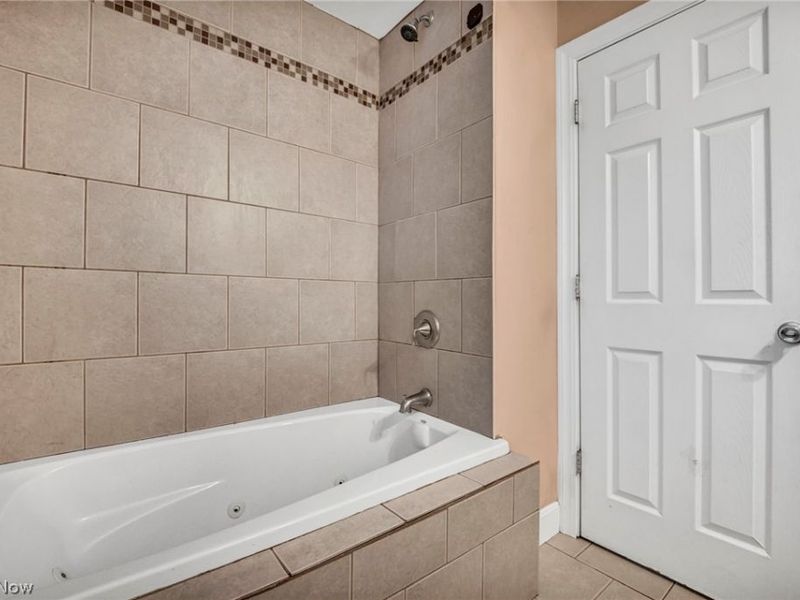 1270 Plainfield Road, South Euclid, OH 44121 Photo 16