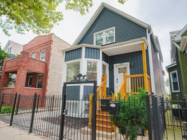 2824 N Springfield Avenue , Chicago, IL 60618