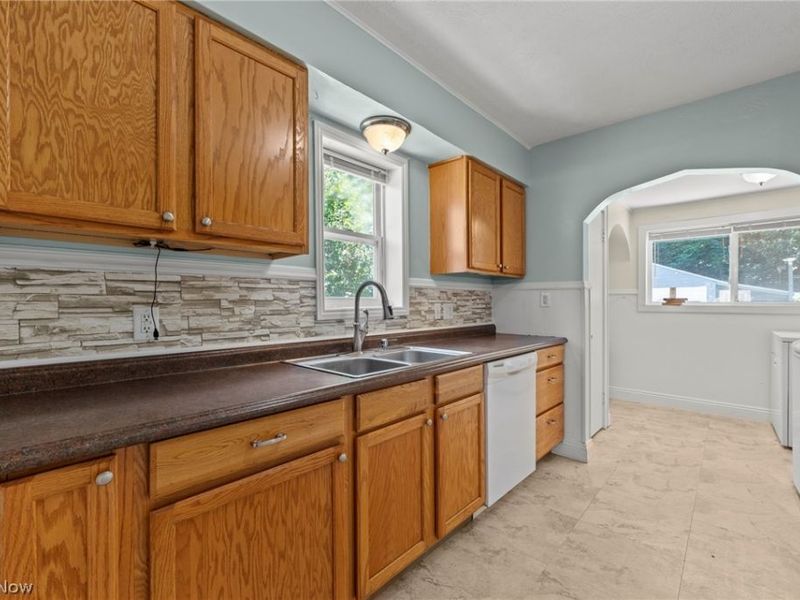 2318 Mogadore Road, Akron, OH 44312 Photo 13