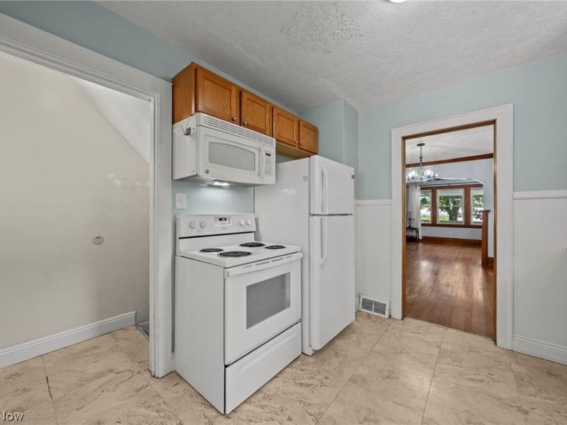 2318 Mogadore Road, Akron, OH 44312 Photo 15