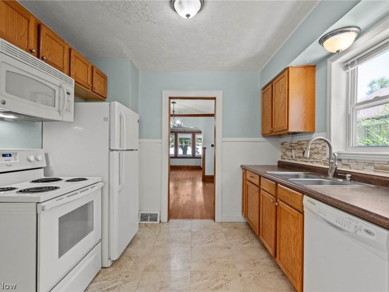 2318 Mogadore Road, Akron, OH 44312 Photo 17