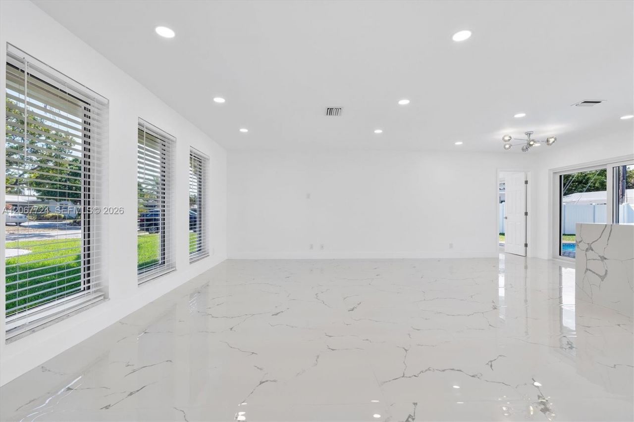 5711 NE 20th Ter, Fort Lauderdale, FL 33308 Photo