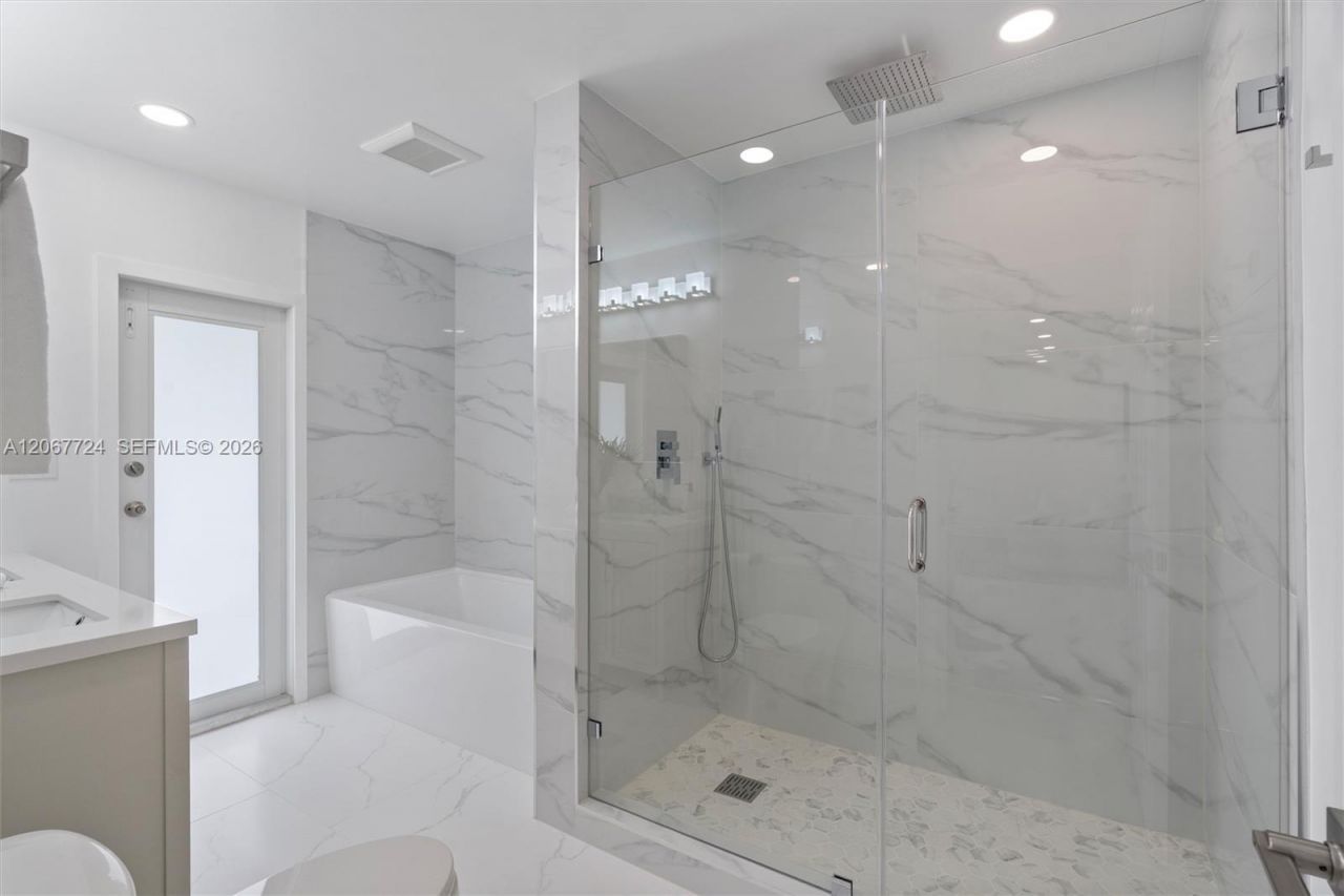 5711 NE 20th Ter, Fort Lauderdale, FL 33308 Photo