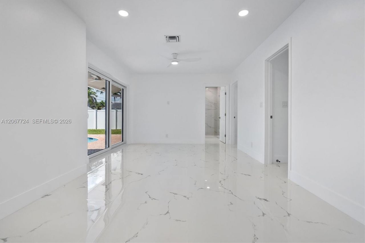 5711 NE 20th Ter, Fort Lauderdale, FL 33308 Photo