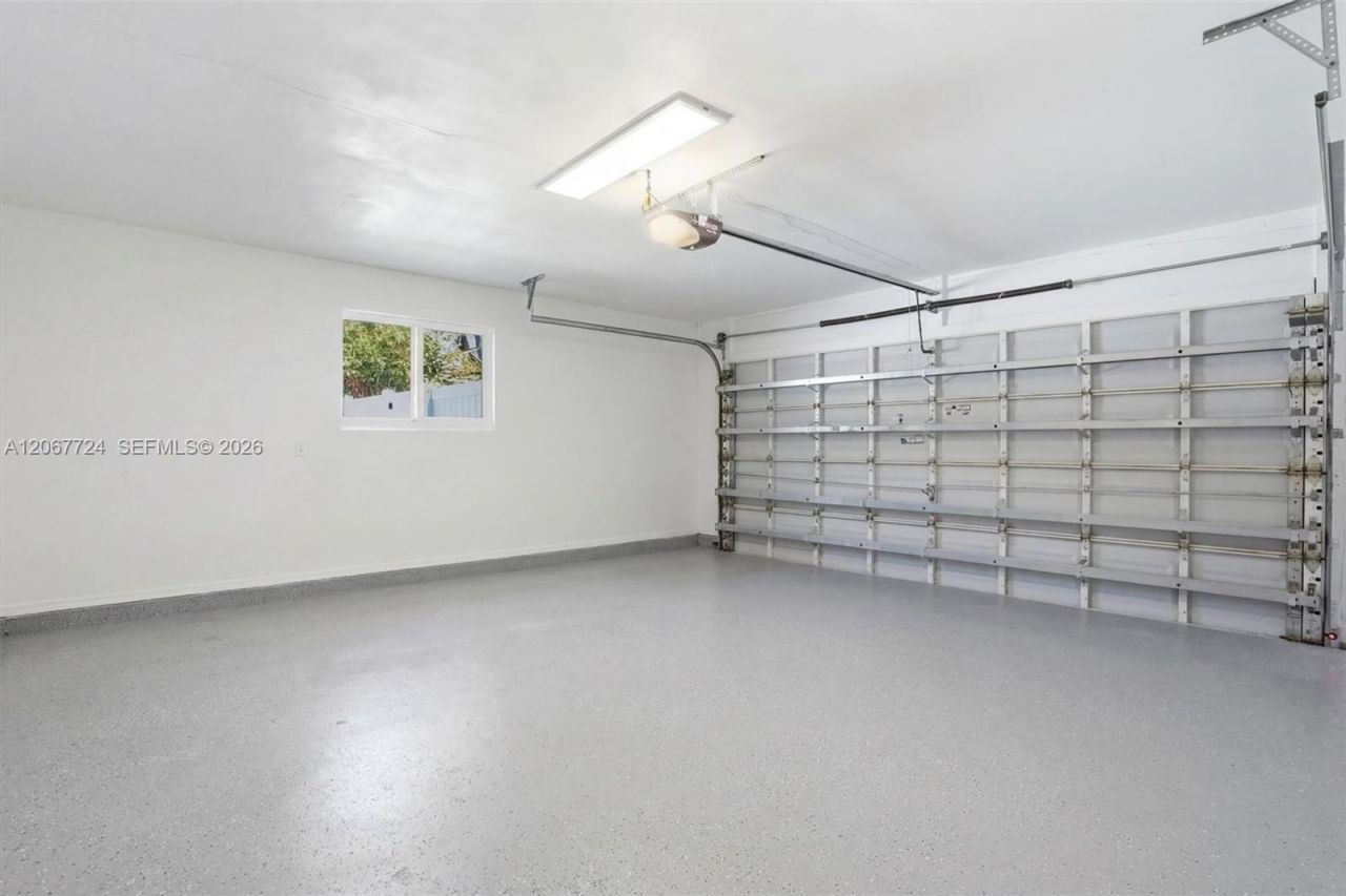 5711 NE 20th Ter, Fort Lauderdale, FL 33308 Photo