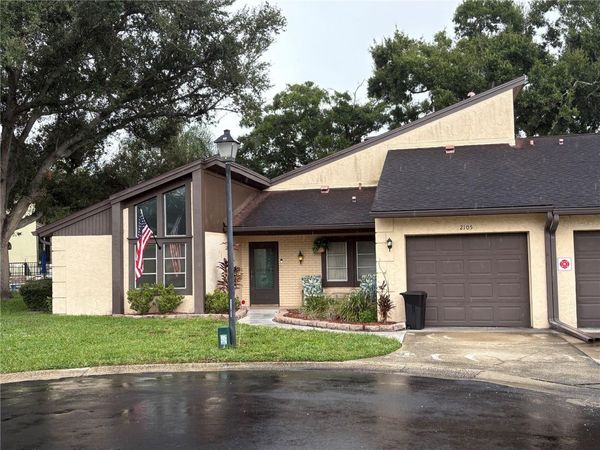 2101 SUNSET POINT ROAD , Unit 2105, CLEARWATER, FL 33765