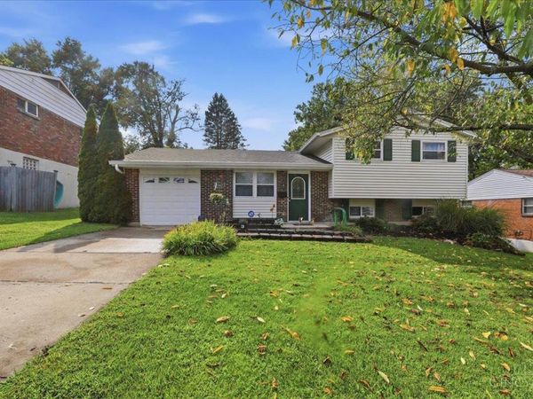 2343 Fairgreen Drive, Green Twp, OH 45238