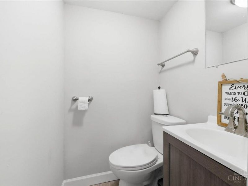 2343 Fairgreen Drive, Green Township, OH 45238 Photo 18