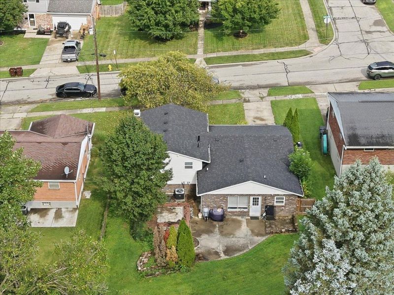 2343 Fairgreen Drive, Green Township, OH 45238 Photo 24