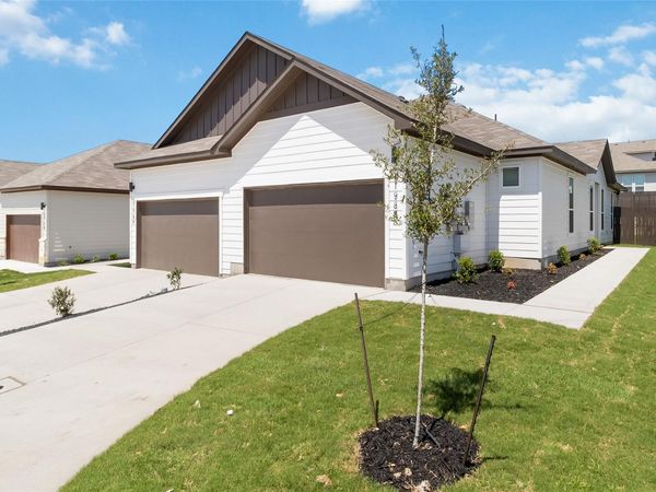 1008 Staglin ST, Buda, TX 78610
