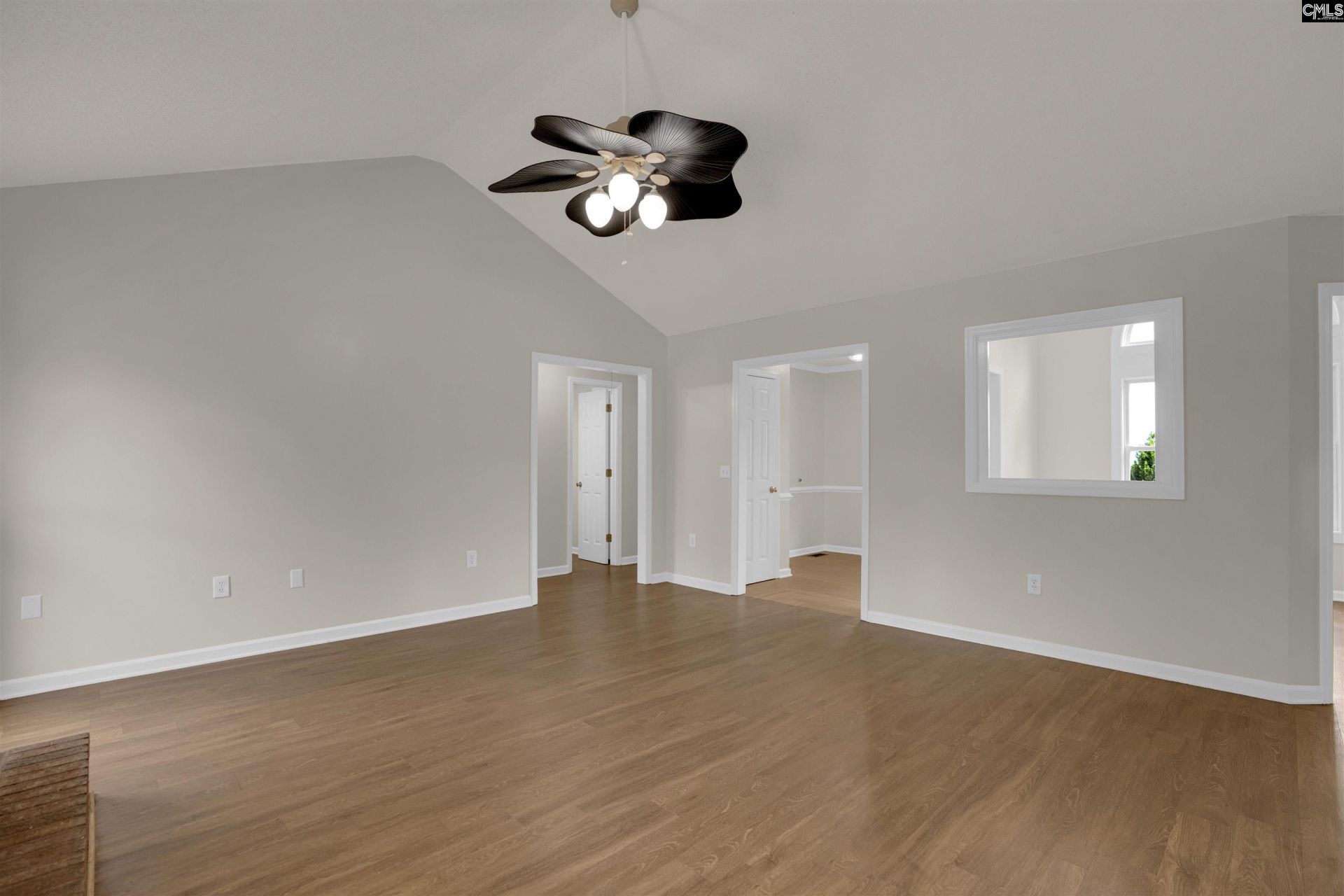 310 Quoin Court  Photo 10