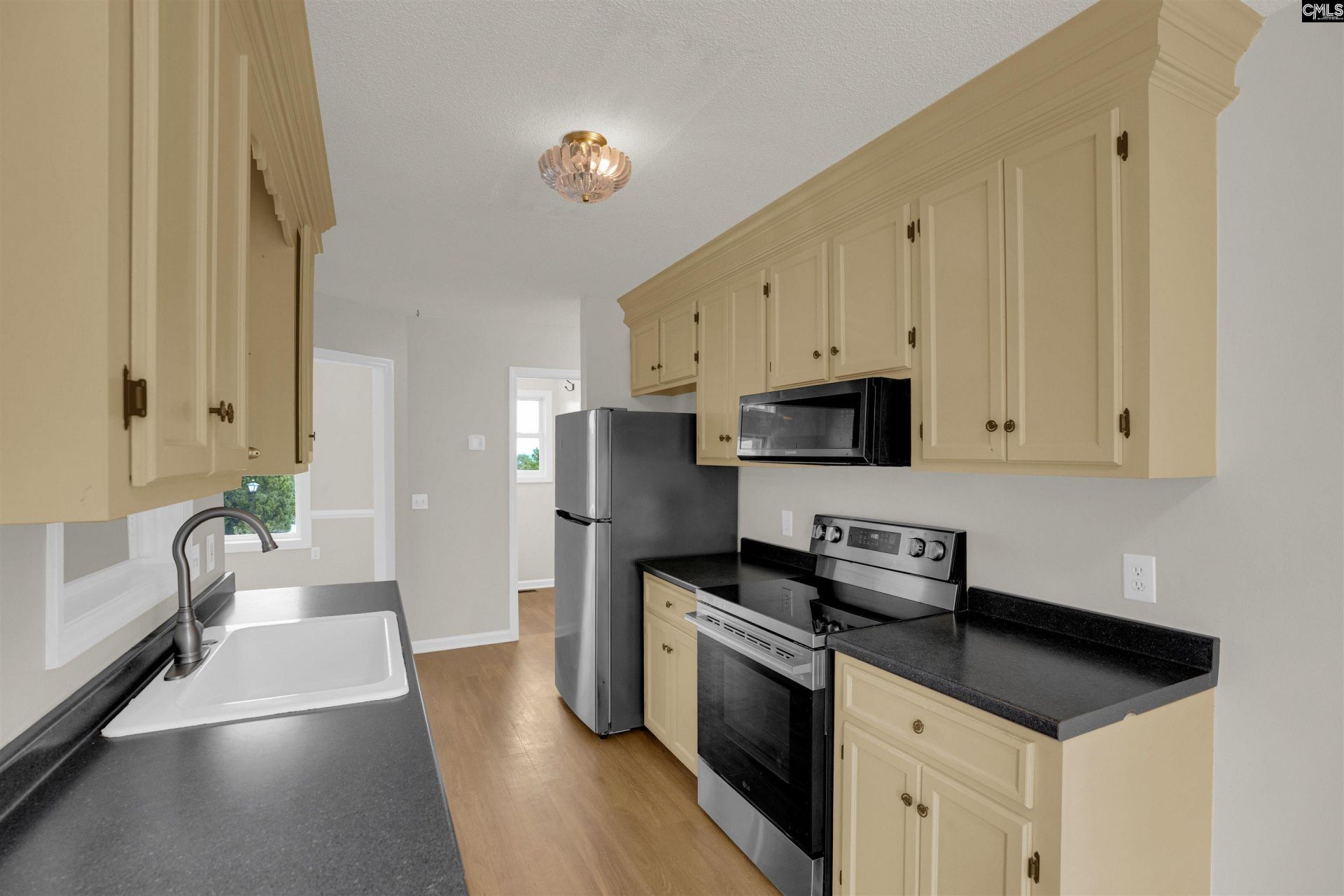 310 Quoin Court  Photo 15