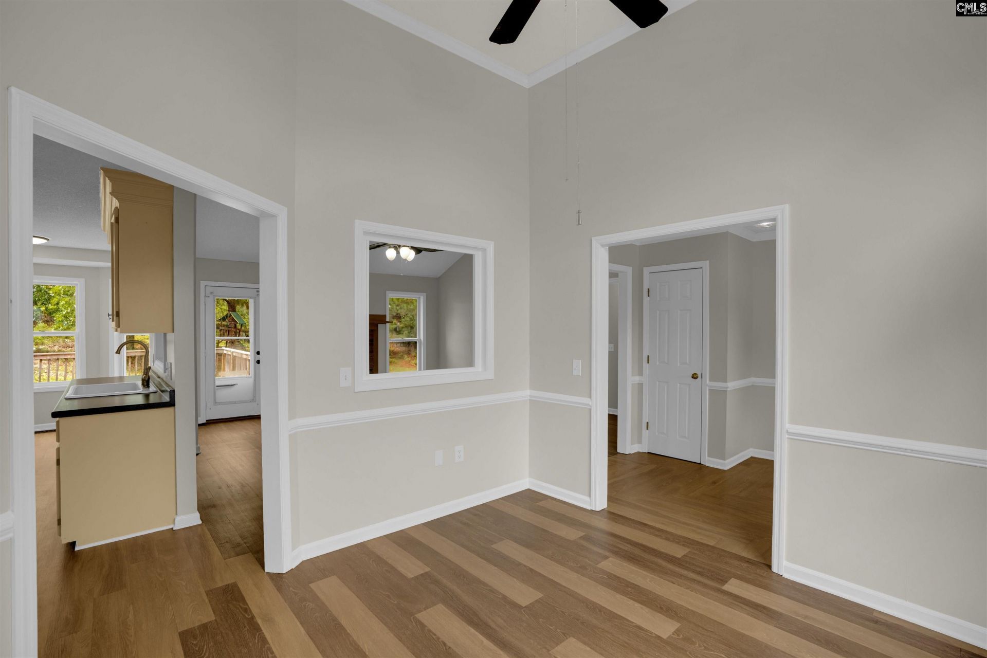 310 Quoin Court  Photo 6