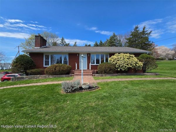 74 Hudson , Marlboro, NY 12542
